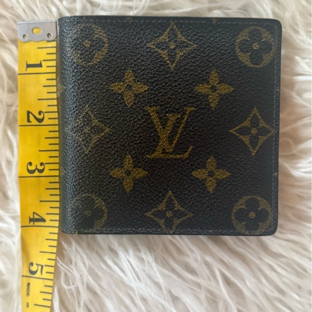 Authentic Louis Vuitton Monogram Wallet - Picture 4 of 9